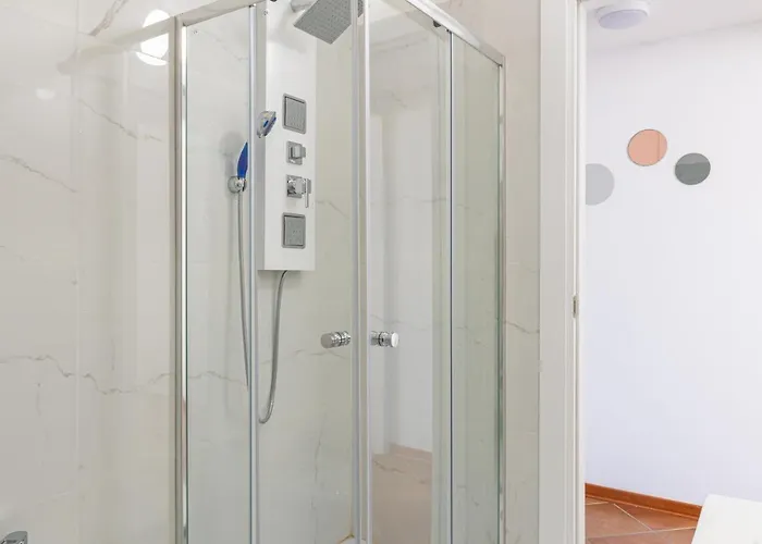 Gold Oasi - Business Solution Hotel apartamentowy Ferrara