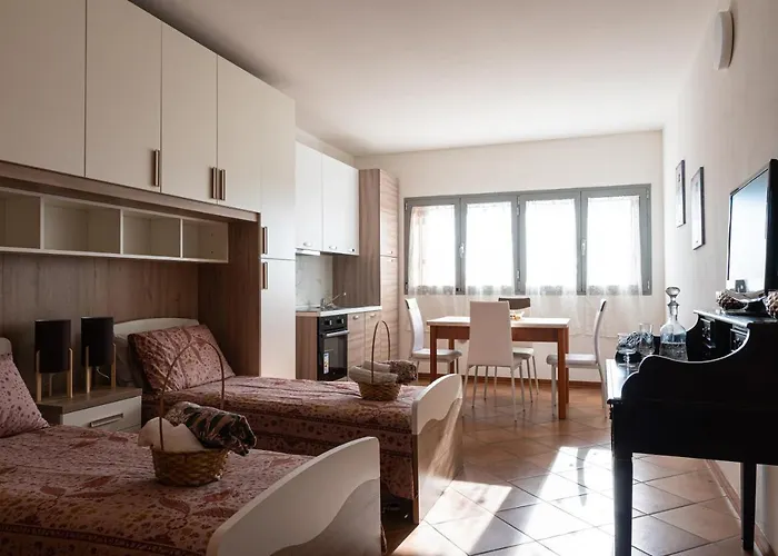 Gold Oasi - Business Solution Hotel apartamentowy Ferrara